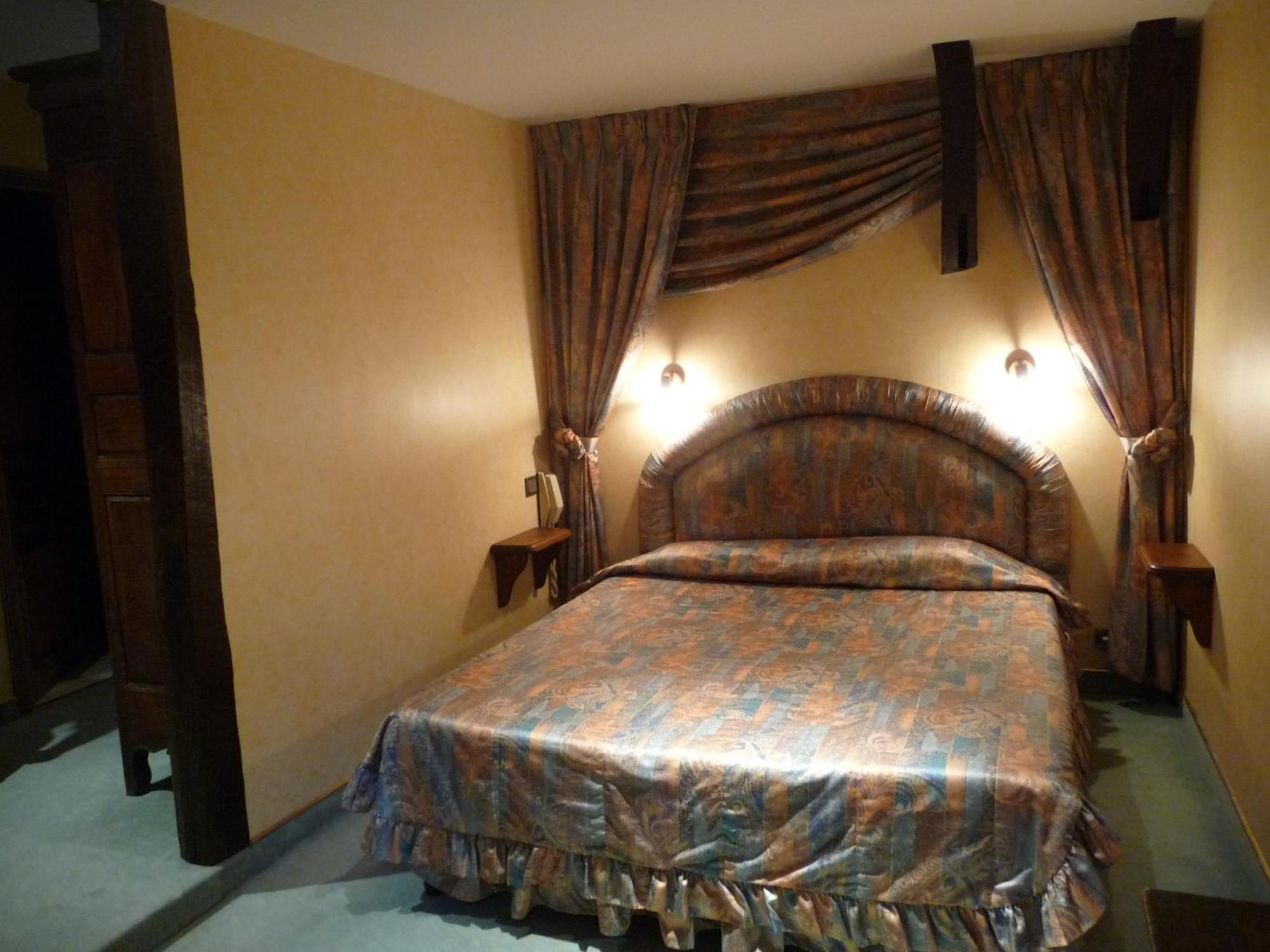 Hotel Sainte Foy Conques Eksteriør bilde